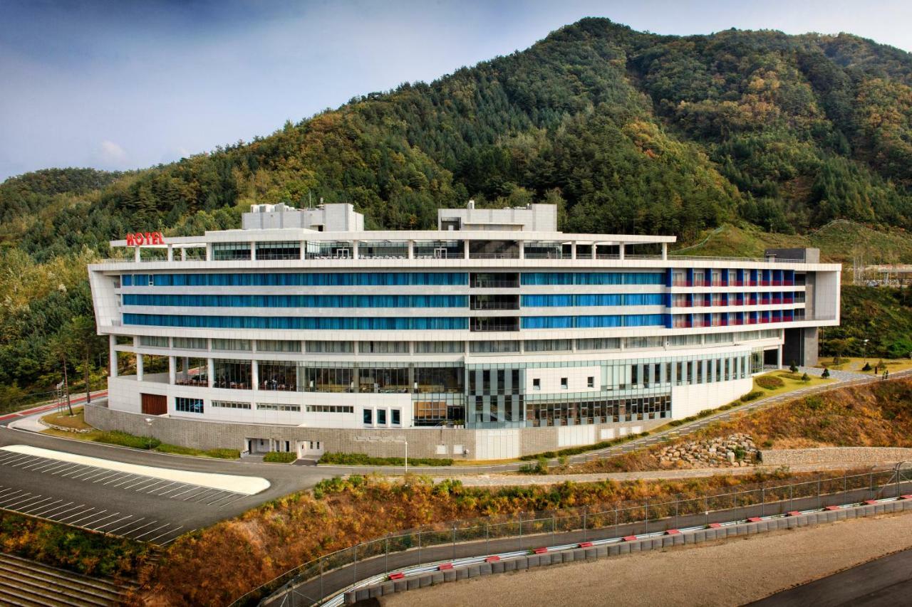 Take Hotel & Resort Inje Speedium Exteriör bild