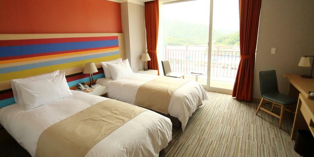 Take Hotel & Resort Inje Speedium Exteriör bild