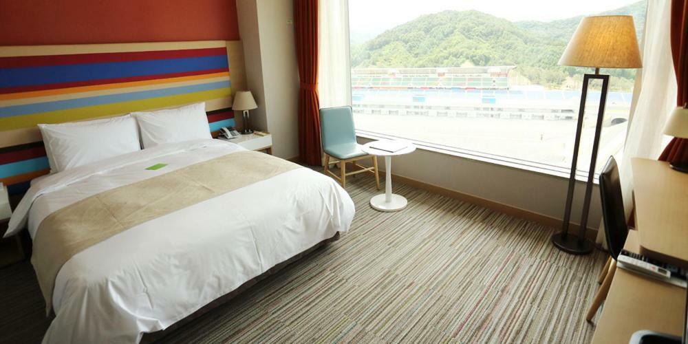 Take Hotel & Resort Inje Speedium Exteriör bild